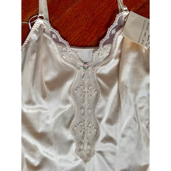 Vintage 60’s Deadstock Union Made Cream Nude Lingerie Slip Tank Top X Small 32 - Picture 3 of 7